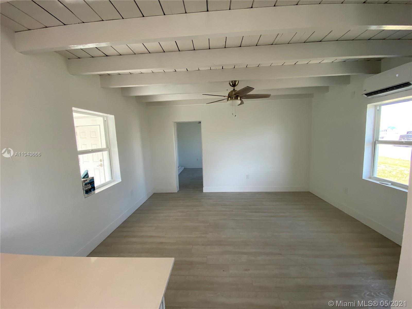 See details / 1452 sq. ft. $ 2021-05-17 0 Photo