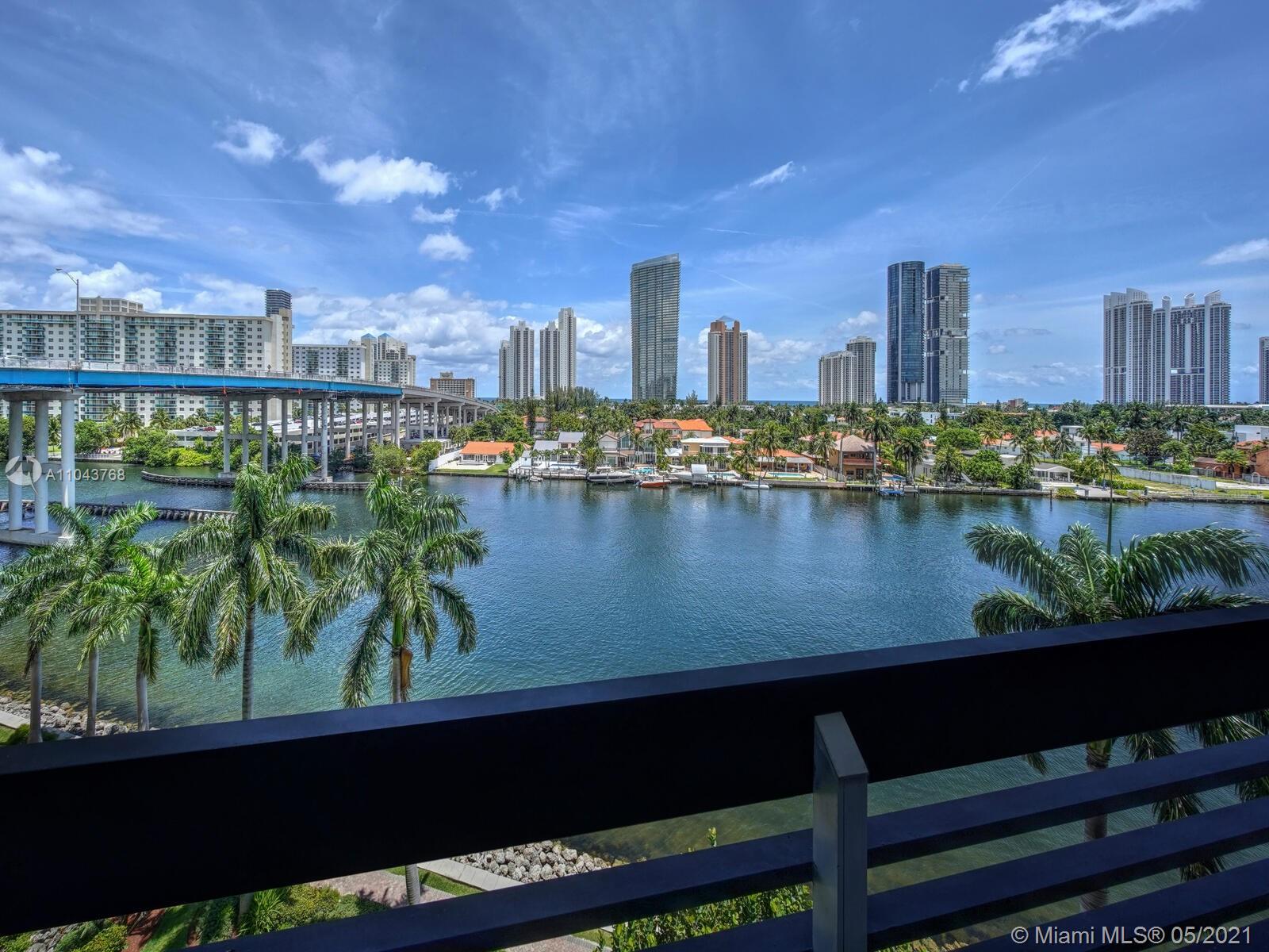 Photo of 19195 Mystic Pointe Dr #709, Aventura, Florida, 33180 - Living room