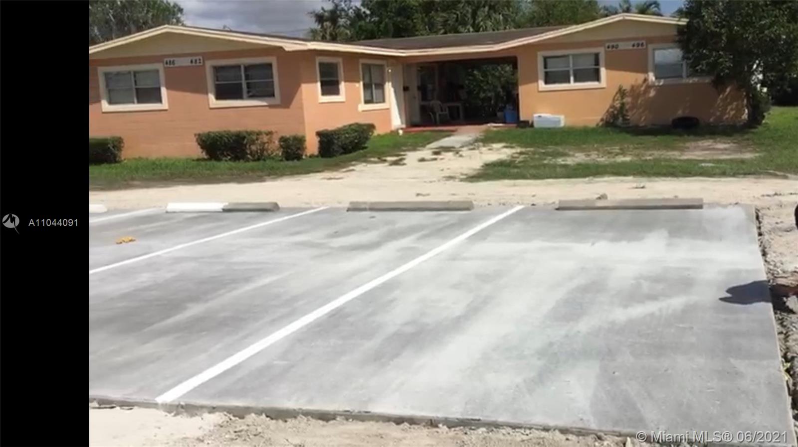 See details / 2208 sq. ft. $ 2021-05-18 0 Photo