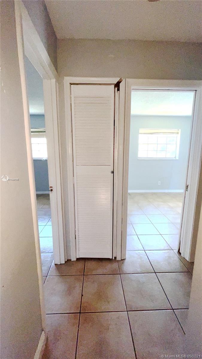 See details / 2521 sq. ft. $ 2021-05-18 0 Photo