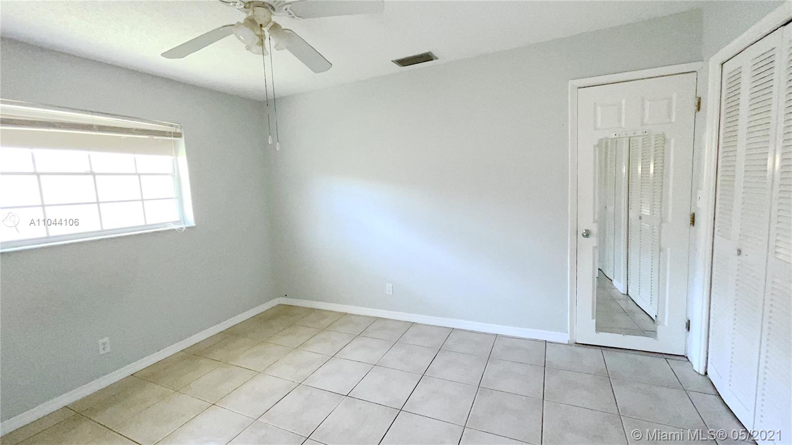 See details / 2521 sq. ft. $ 2021-05-18 0 Photo