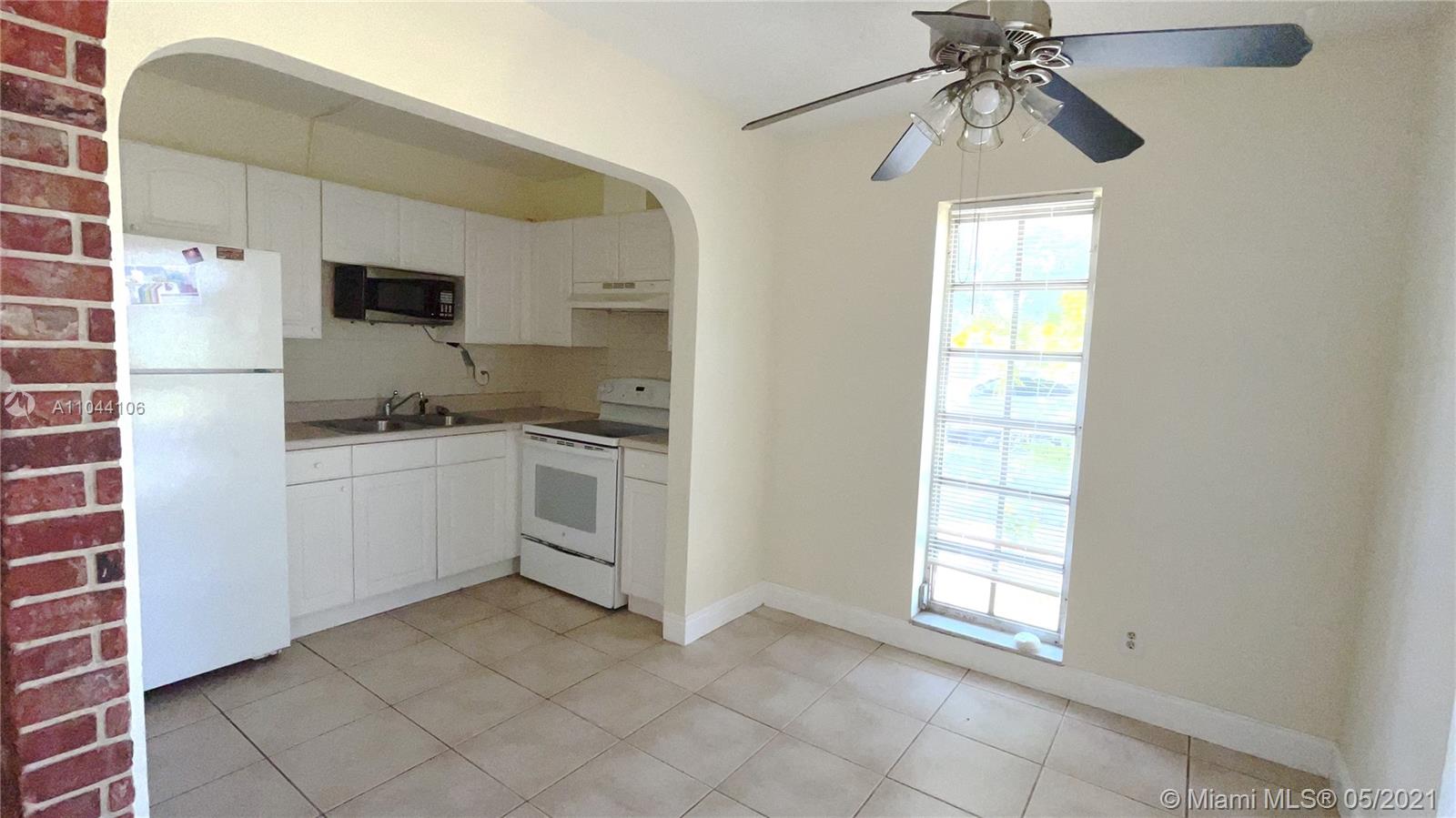 See details / 2521 sq. ft. $ 2021-05-18 0 Photo