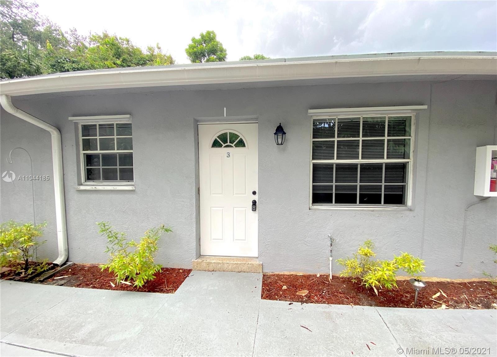 See details / 2636 sq. ft. $ 2021-05-18 0 Photo