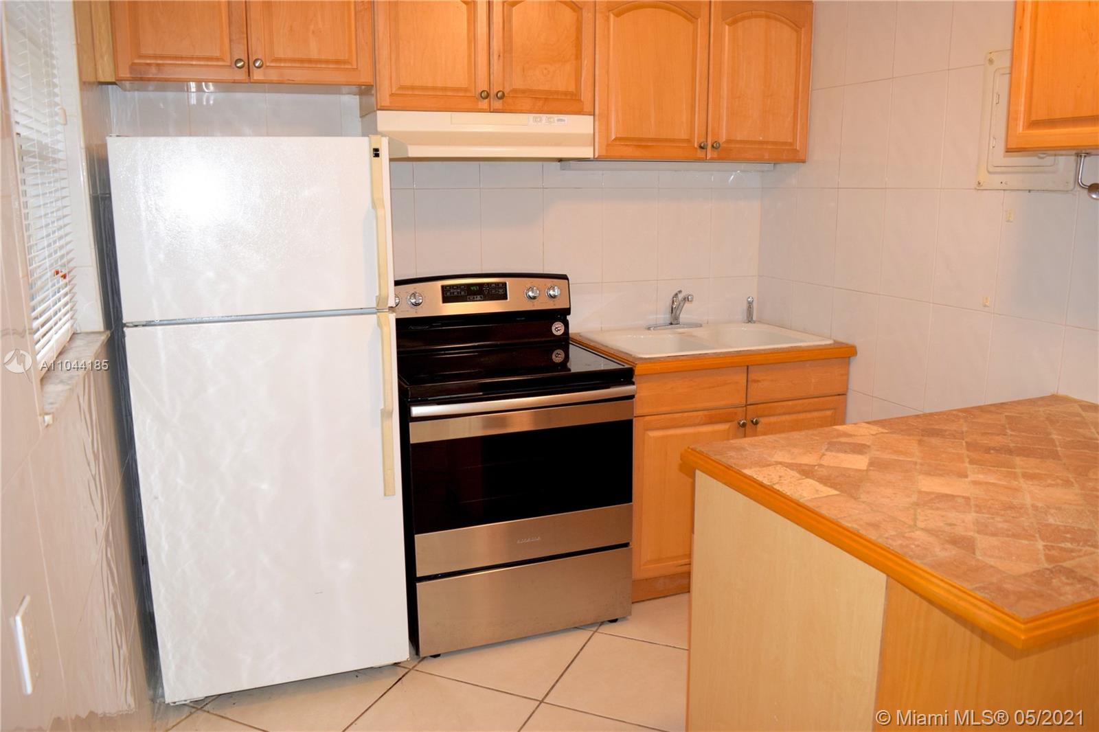 See details / 2636 sq. ft. $ 2021-05-18 0 Photo