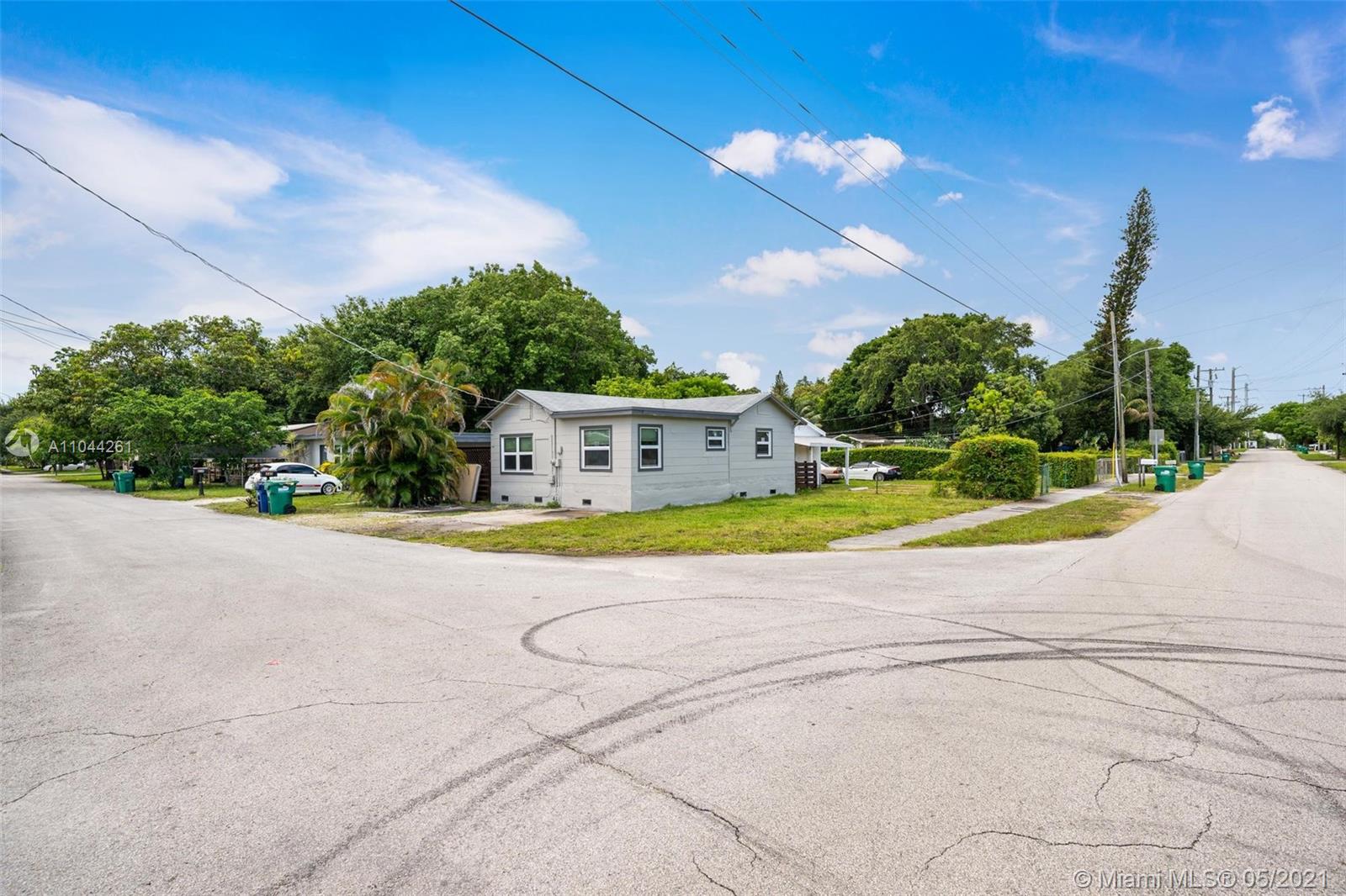 See details / 1704 sq. ft. $ 2021-05-18 0 Photo