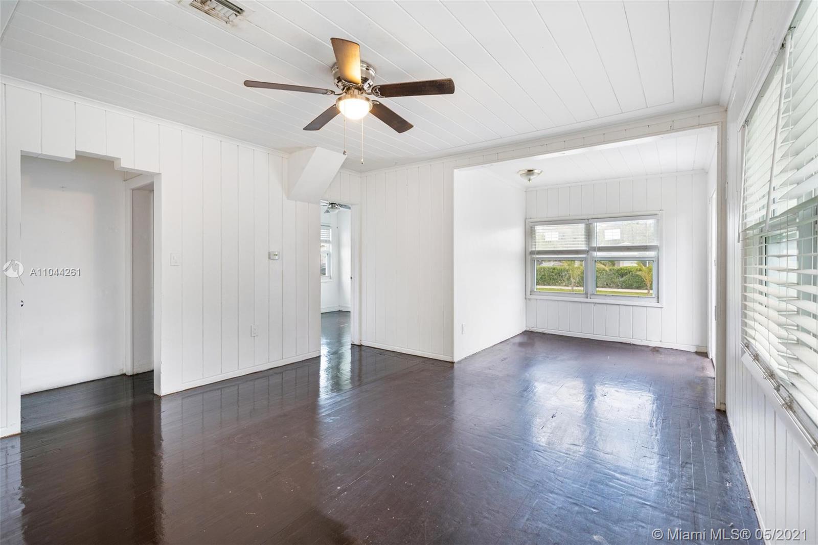 See details / 1704 sq. ft. $ 2021-05-18 0 Photo