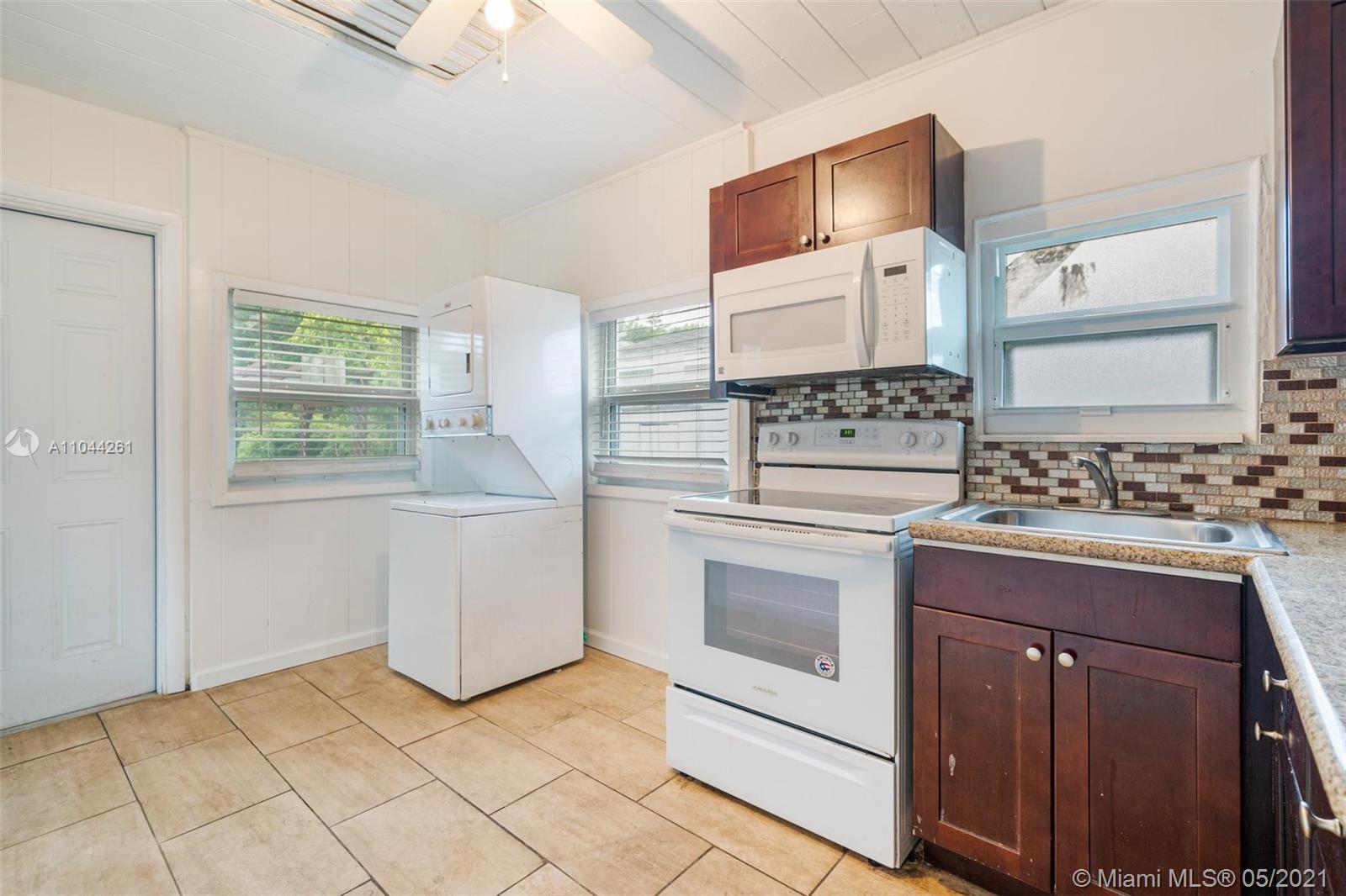 See details / 1704 sq. ft. $ 2021-05-18 0 Photo