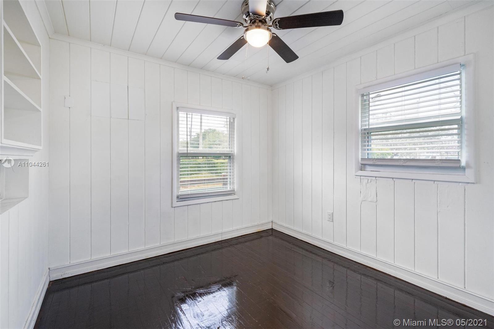 See details / 1704 sq. ft. $ 2021-05-18 0 Photo