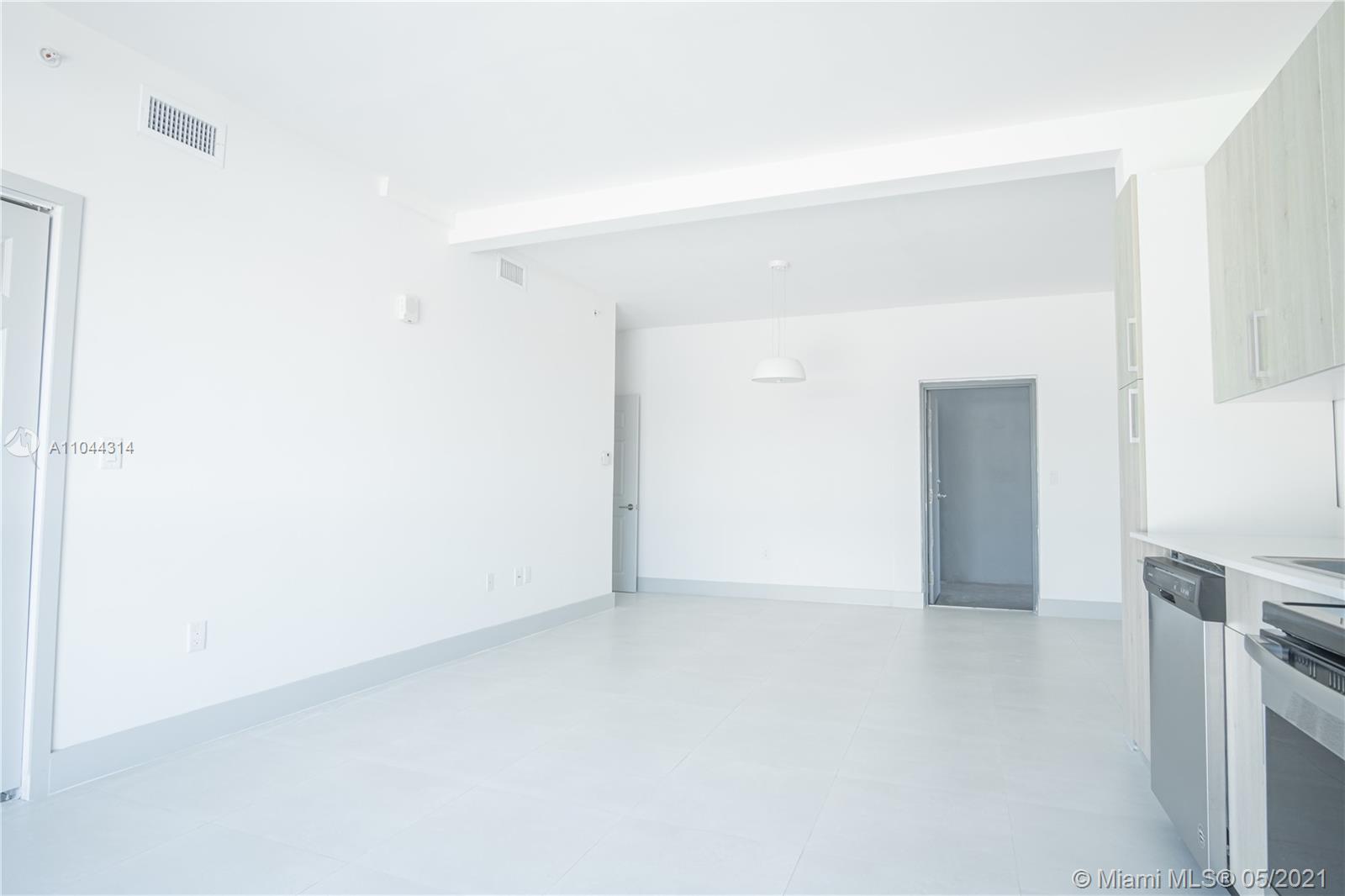 See details / sq. ft. $ 2021-06-04 0 Photo