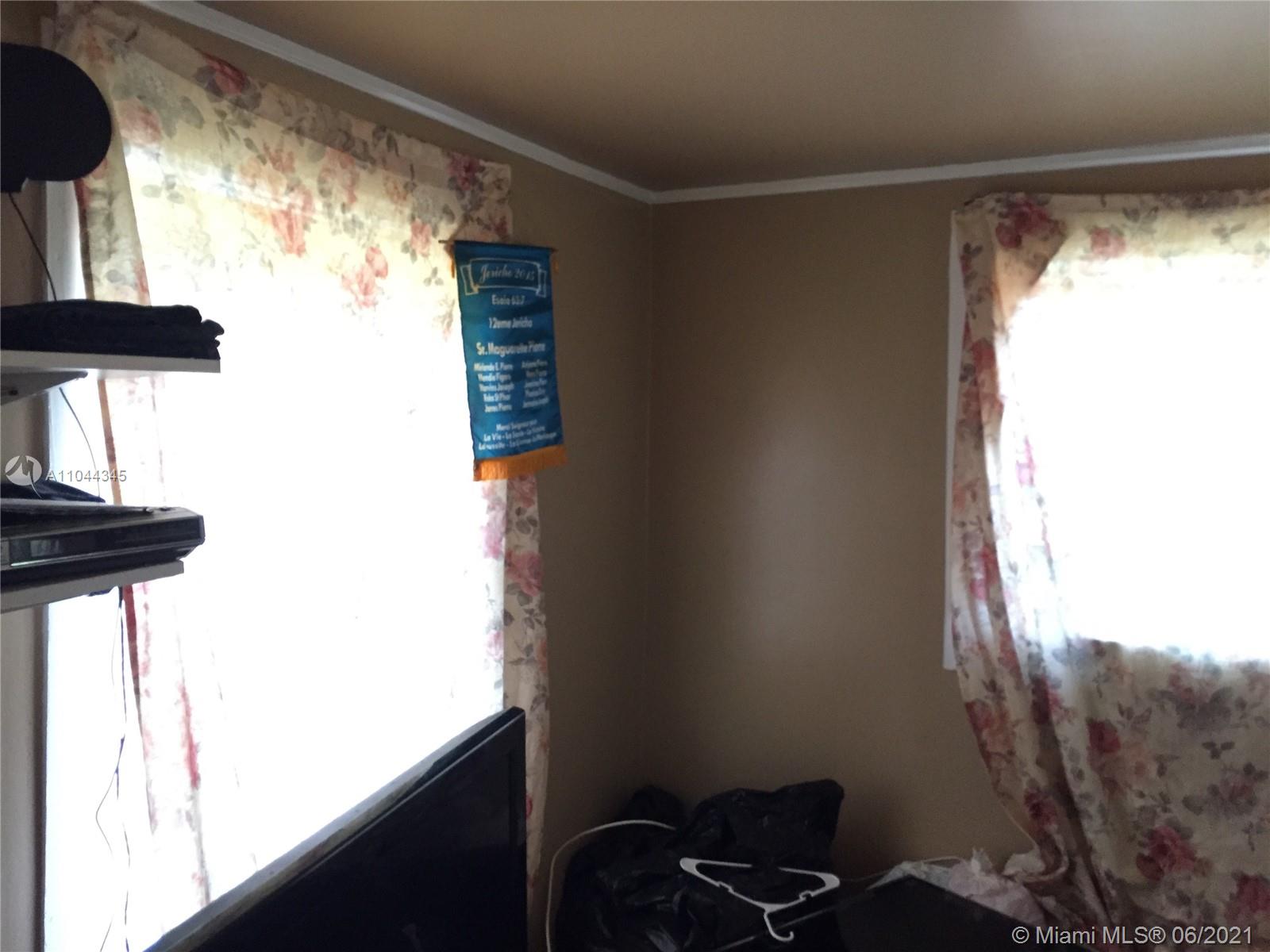 See details / 1206 sq. ft. $ 2021-05-18 0 Photo