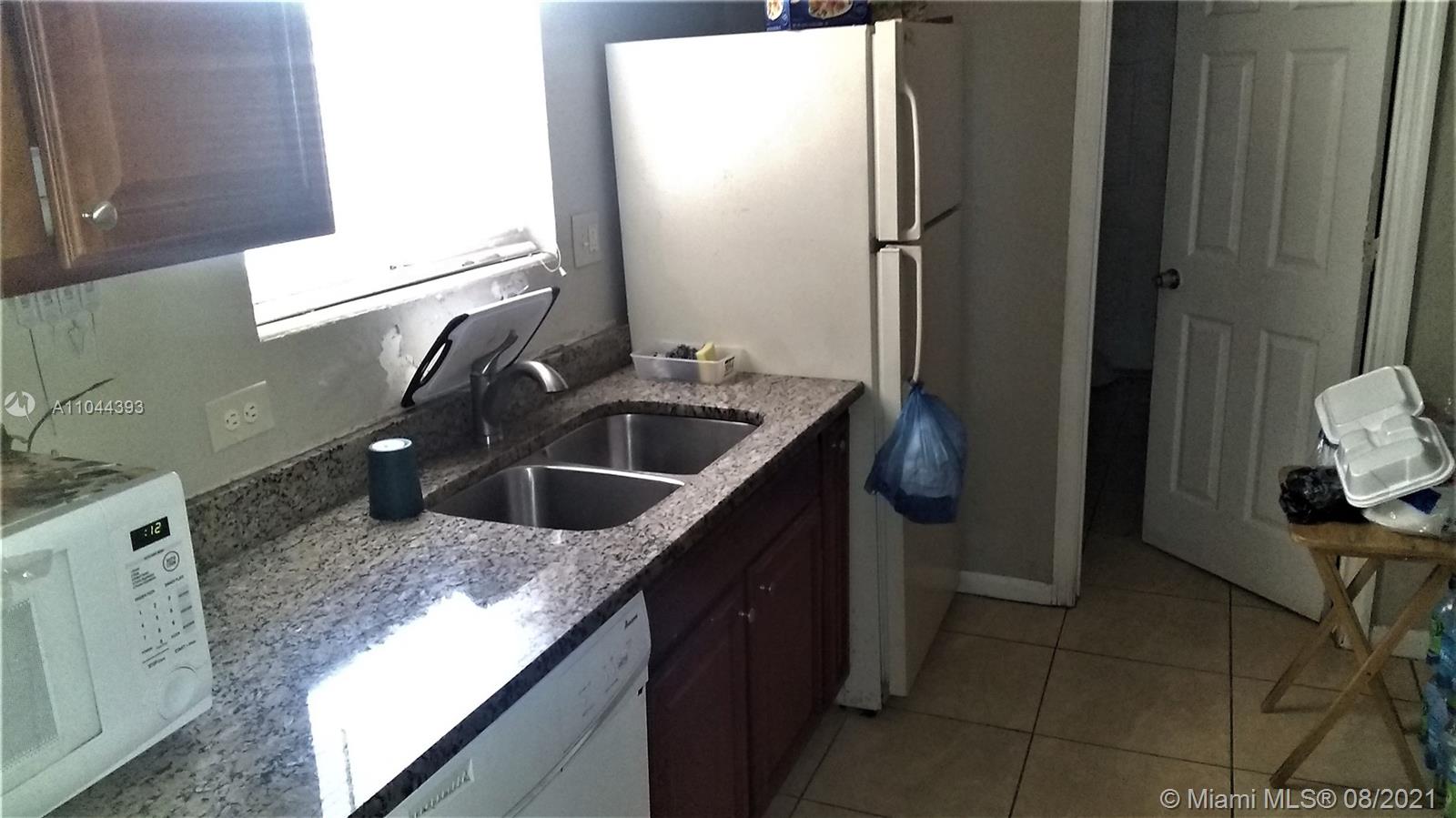 See details / 1472 sq. ft. $ 2021-06-21 0 Photo