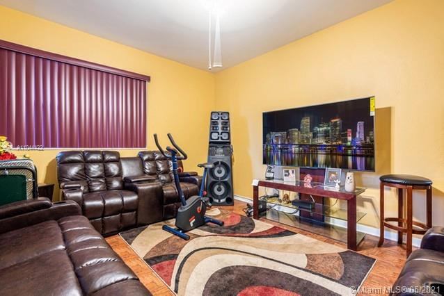See details / 1534 sq. ft. $ 2021-06-08 0 Photo