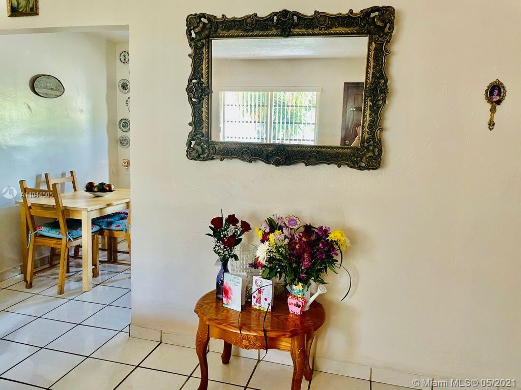 See details / 1540 sq. ft. $ 2021-05-19 0 Photo