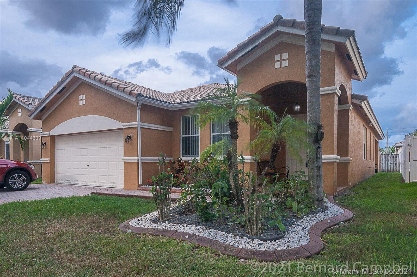 Ver detalles 3 / 2 1891 sq. ft. $ 2021-05-19 0 foto