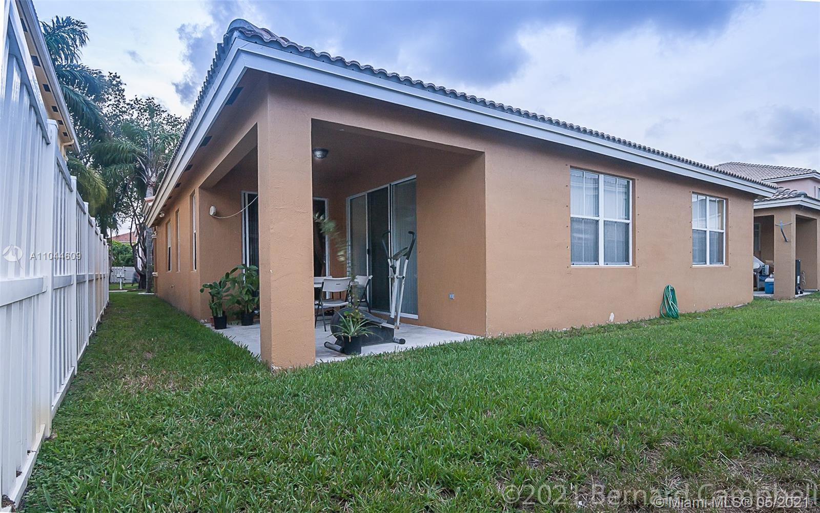 Ver detalles 3 / 2 1891 sq. ft. $ 2021-05-19 0 foto