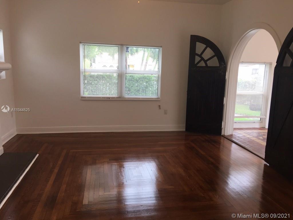 See details / 2758 sq. ft. $ 2021-05-19 0 Photo