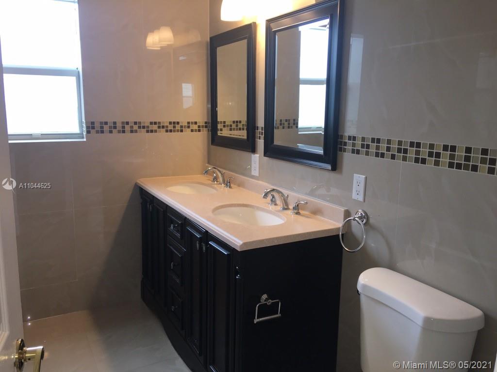 See details / 2758 sq. ft. $ 2021-05-19 0 Photo