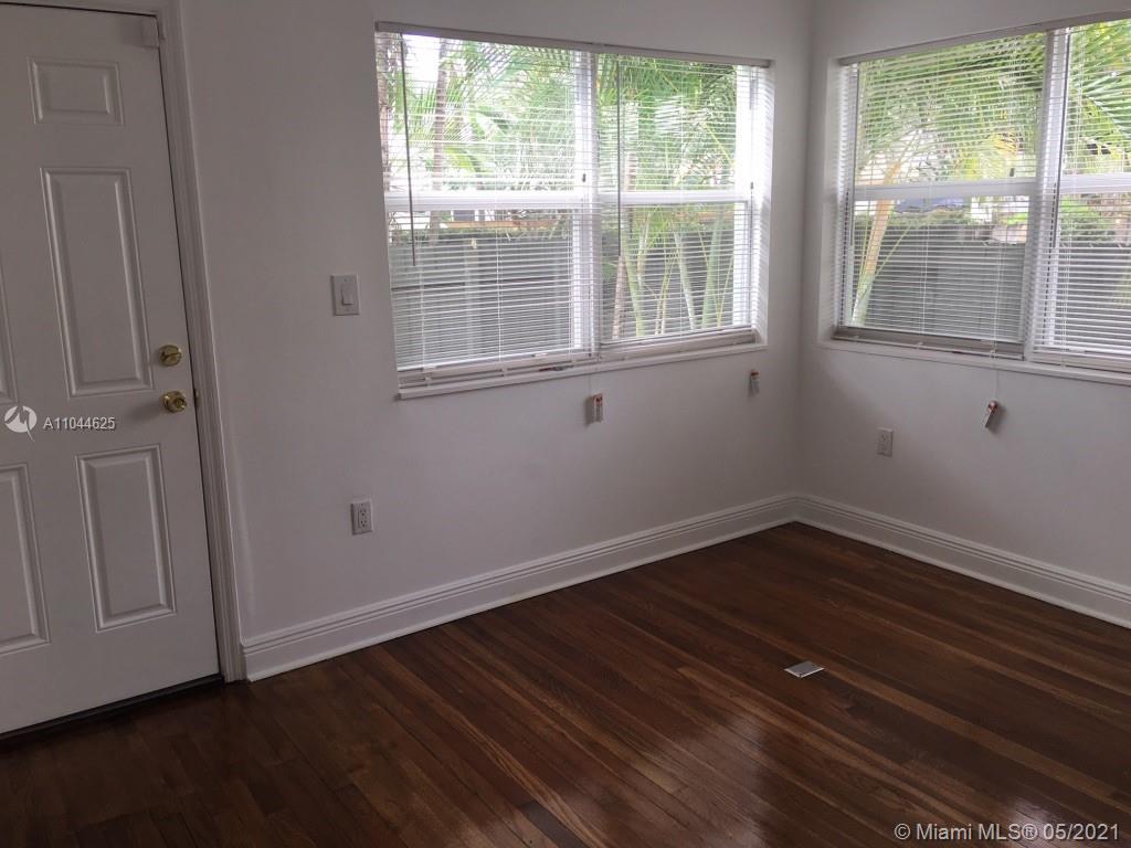 See details / 2758 sq. ft. $ 2021-05-19 0 Photo
