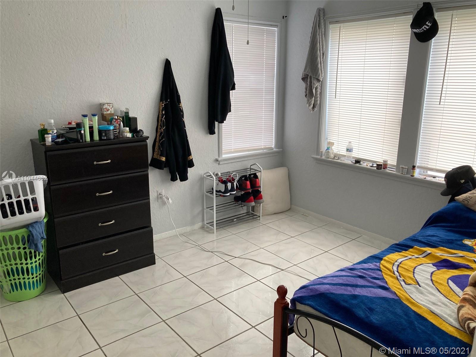 See details / 1564 sq. ft. $ 2021-05-19 0 Photo