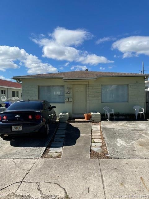See details / 1358 sq. ft. $ 2021-05-19 0 Photo