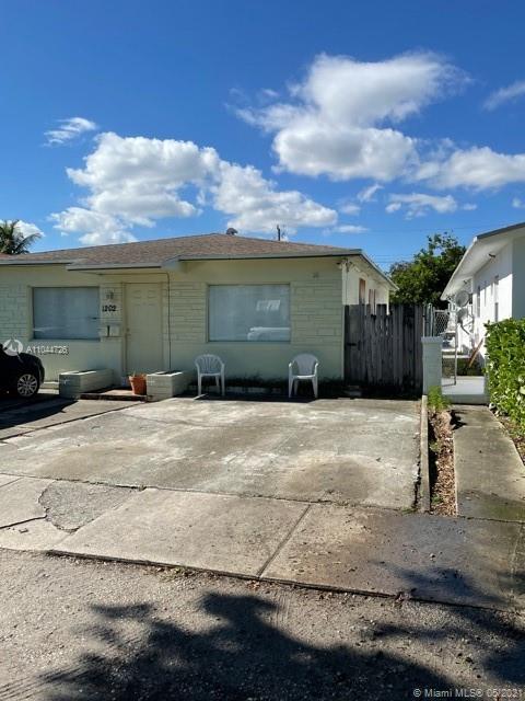 See details / 1358 sq. ft. $ 2021-05-19 0 Photo