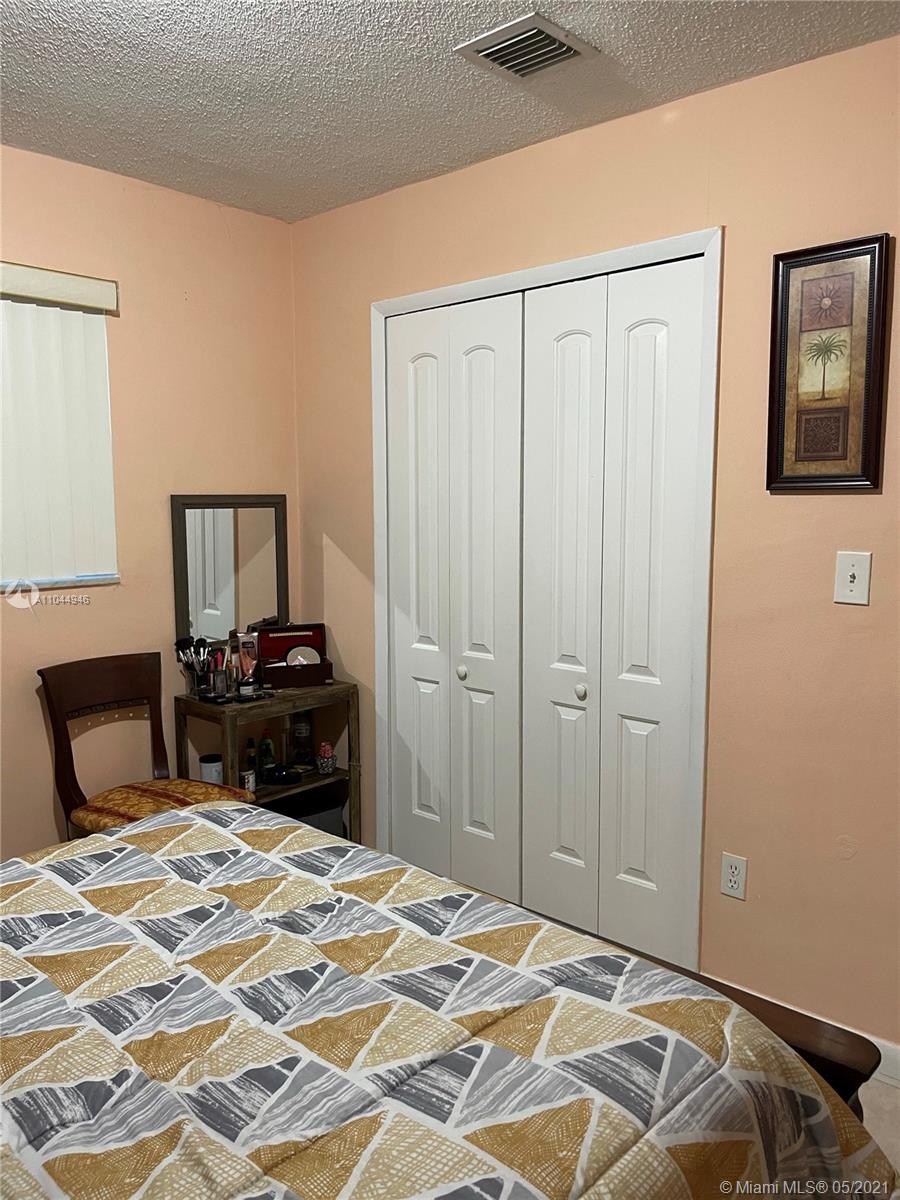 See details / 2236 sq. ft. $ 2021-05-19 0 Photo