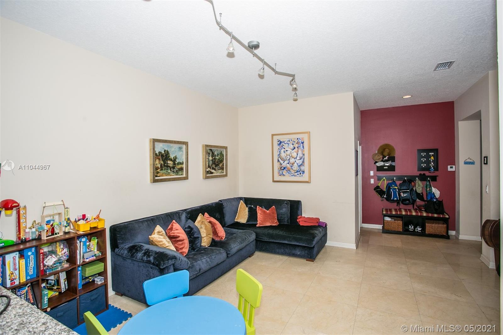 Photo of 3708 207 Terr, Aventura, Florida, 33180 -