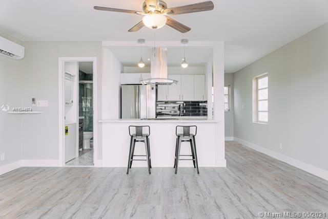 See details / 2280 sq. ft. $ 2021-05-19 0 Photo