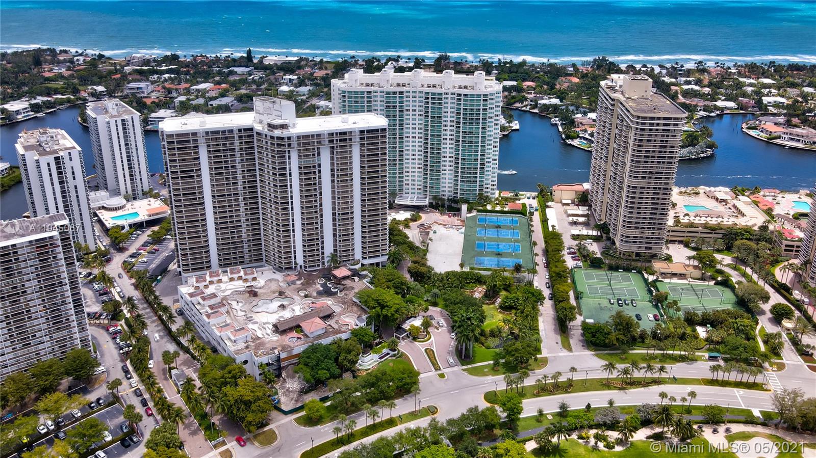 Hamptons West Condominium