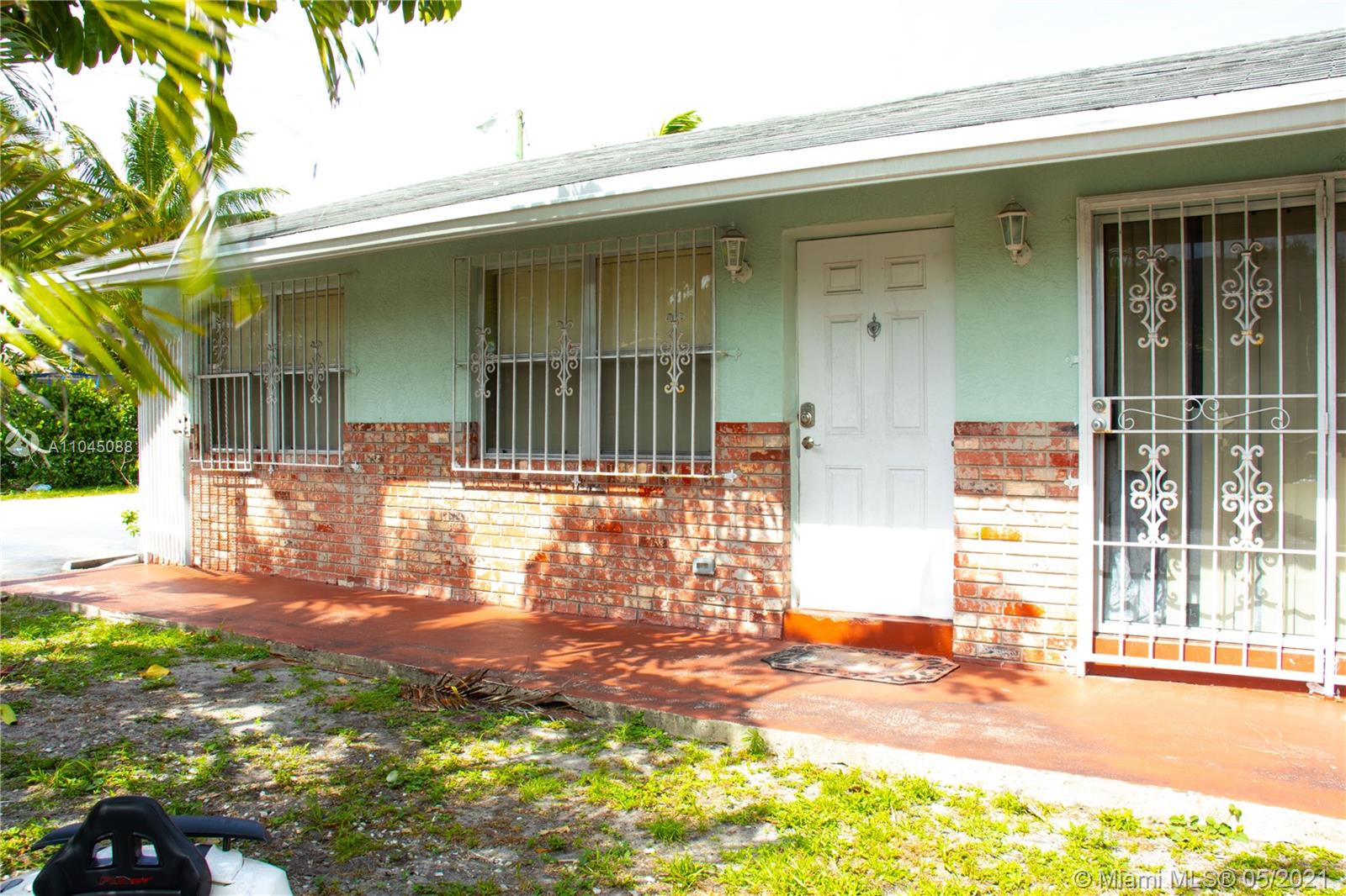 See details / 2099 sq. ft. $ 2021-05-20 0 Photo