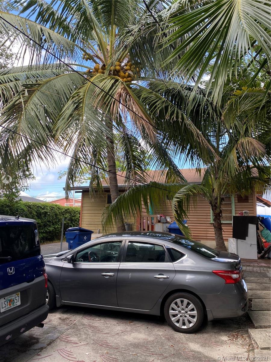 See details / 2370 sq. ft. $ 2021-05-20 0 Photo