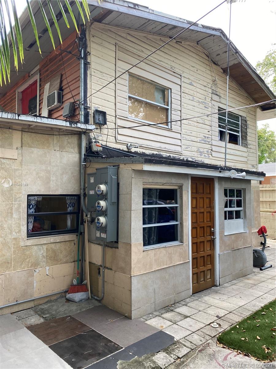 See details / 2370 sq. ft. $ 2021-05-20 0 Photo