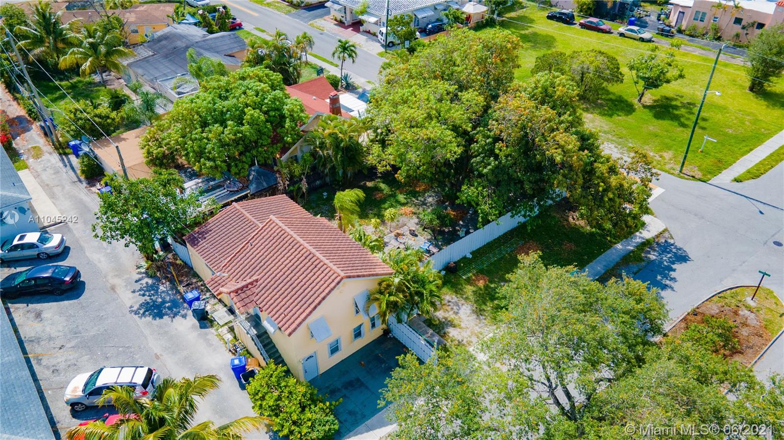 See details / 1291 sq. ft. $ 2021-06-15 0 Photo