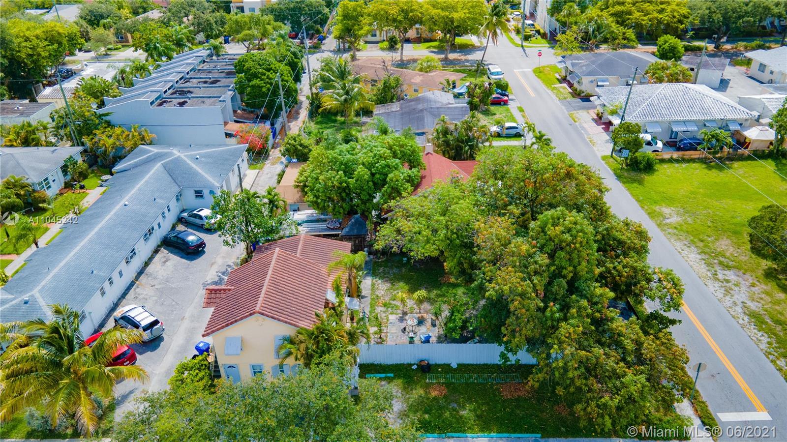 See details / 1291 sq. ft. $ 2021-06-15 0 Photo