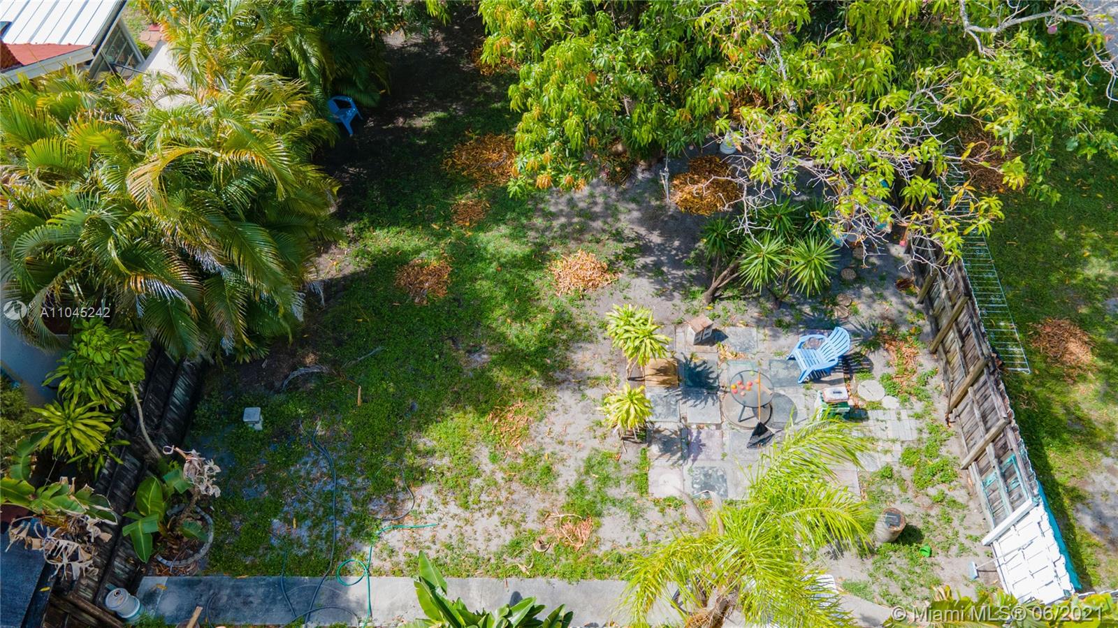 See details / 1291 sq. ft. $ 2021-06-15 0 Photo