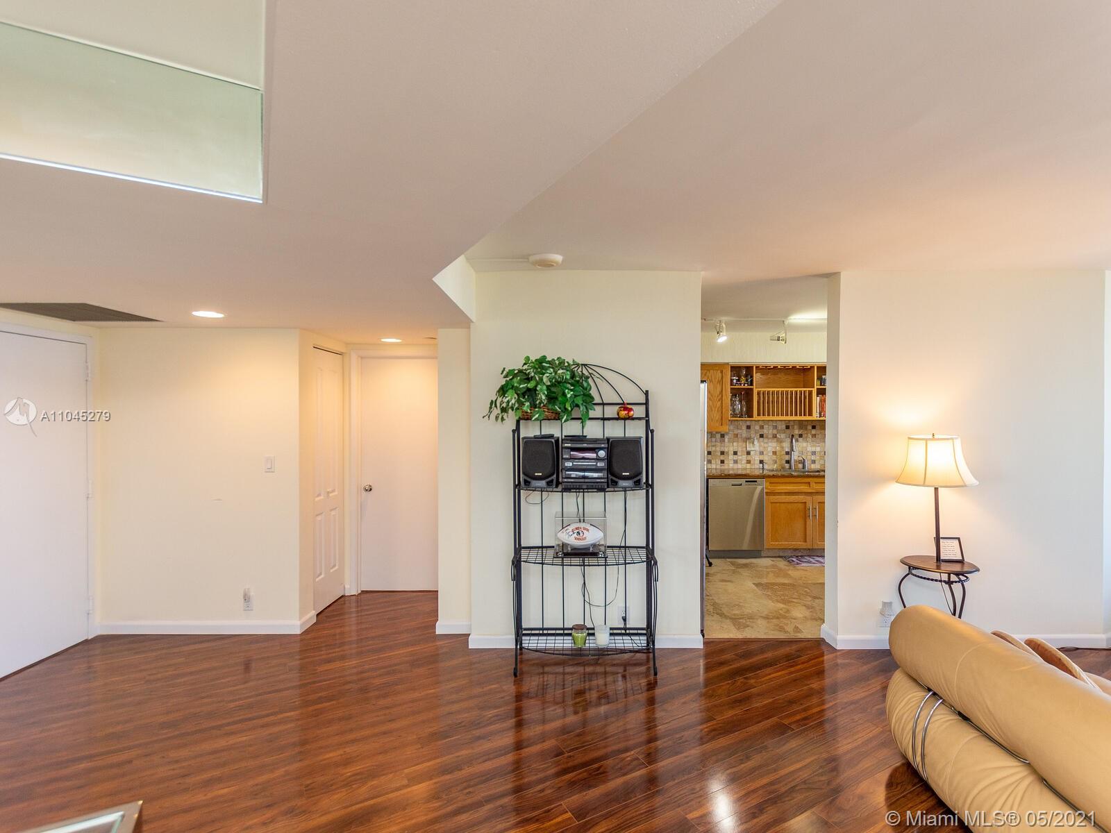 Photo of 19101 Mystic Pointe Dr #2810, Aventura, Florida, 33180 -
