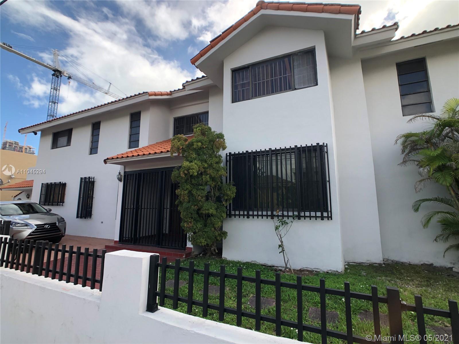 See details / 3146 sq. ft. $ 2021-05-20 0 Photo