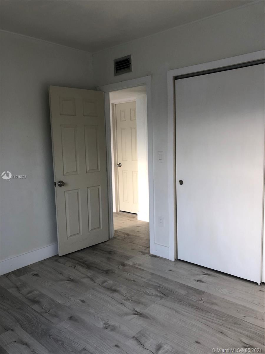 See details / 2169 sq. ft. $ 2021-05-20 0 Photo