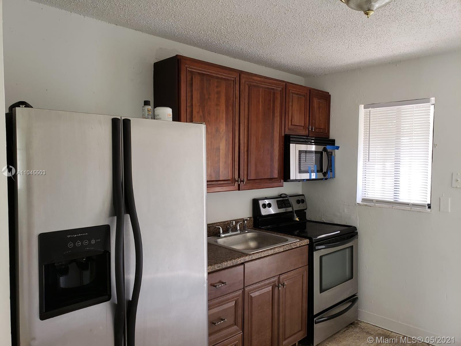 See details / 1404 sq. ft. $ 2021-05-21 0 Photo