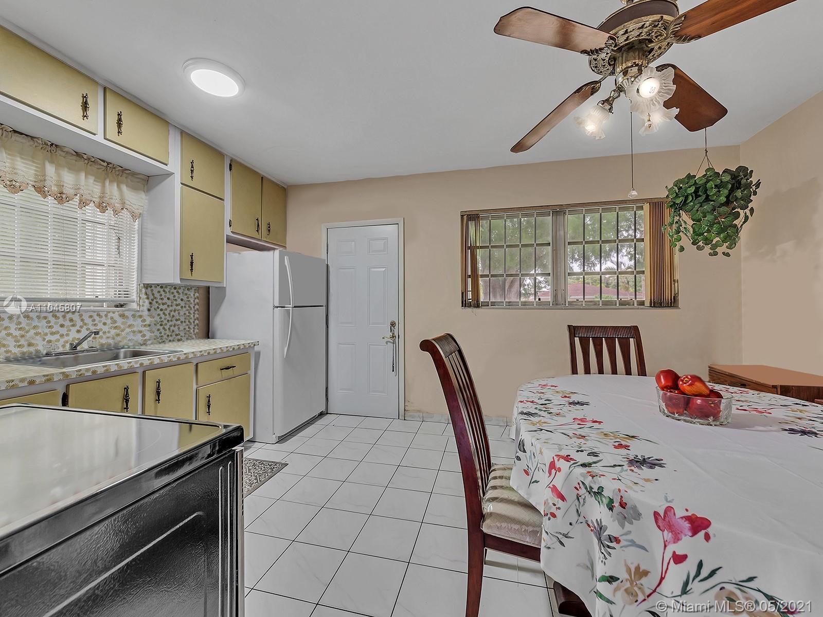 See details / 1575 sq. ft. $ 2021-06-02 0 Photo