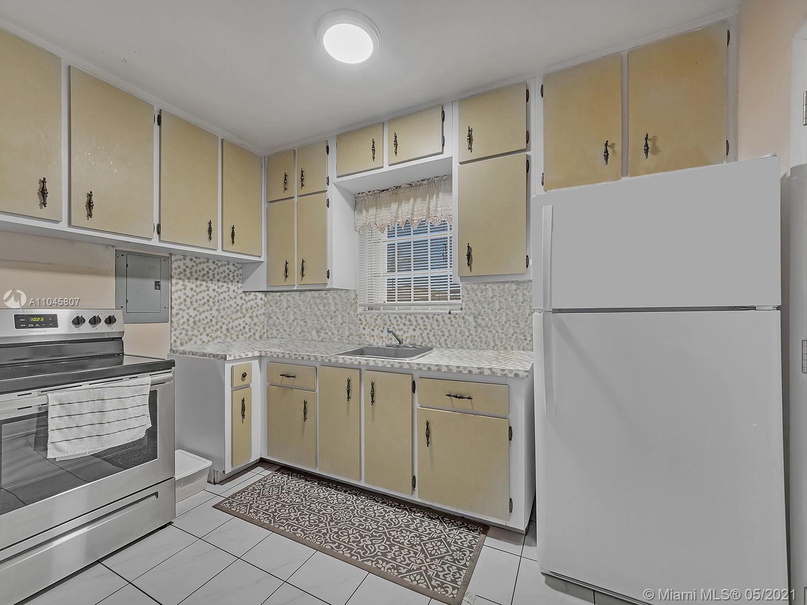See details / 1575 sq. ft. $ 2021-06-02 0 Photo