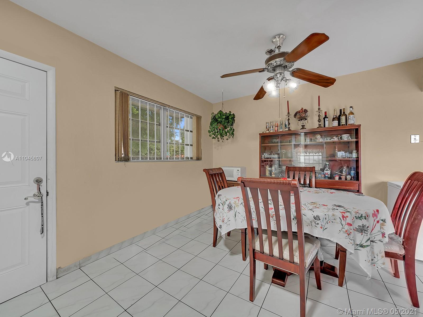 See details / 1575 sq. ft. $ 2021-06-02 0 Photo