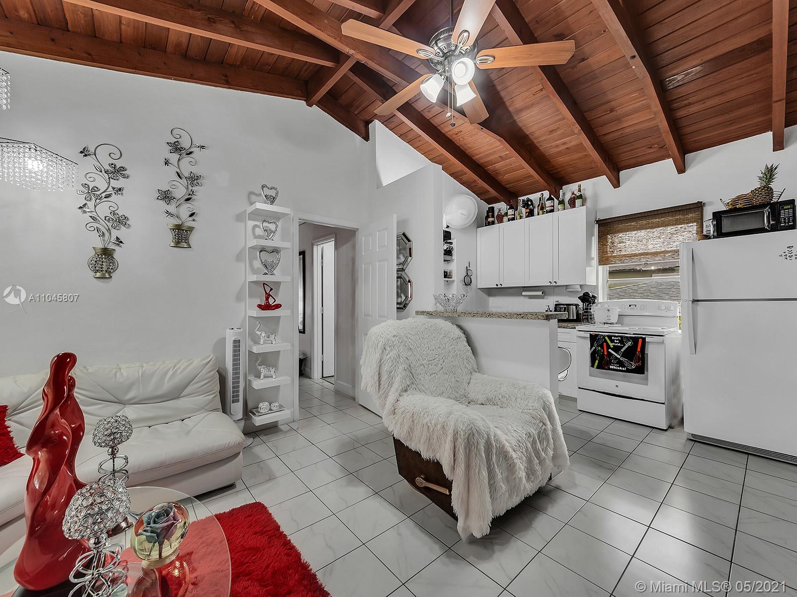 See details / 1575 sq. ft. $ 2021-06-02 0 Photo