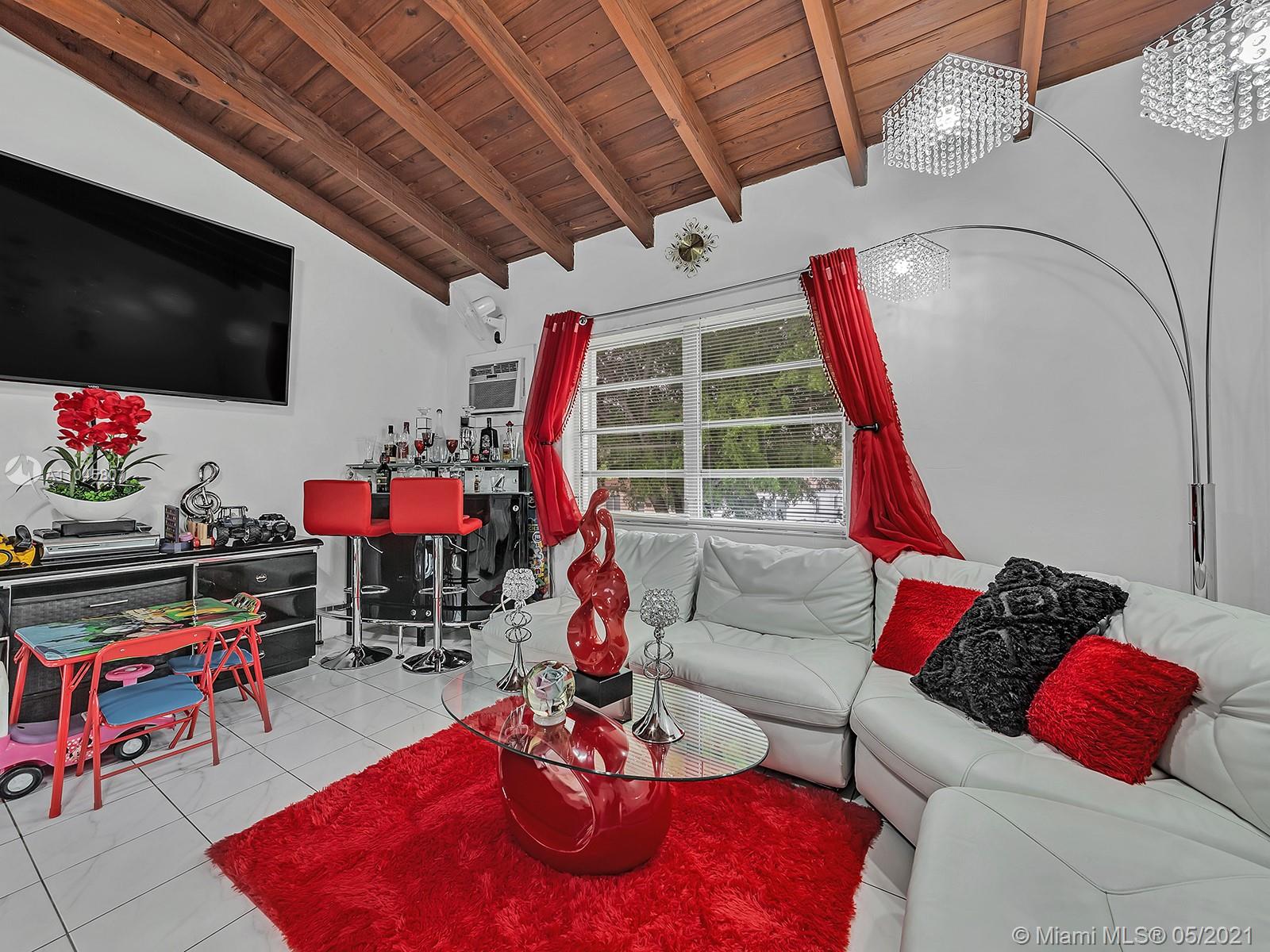 See details / 1575 sq. ft. $ 2021-06-02 0 Photo