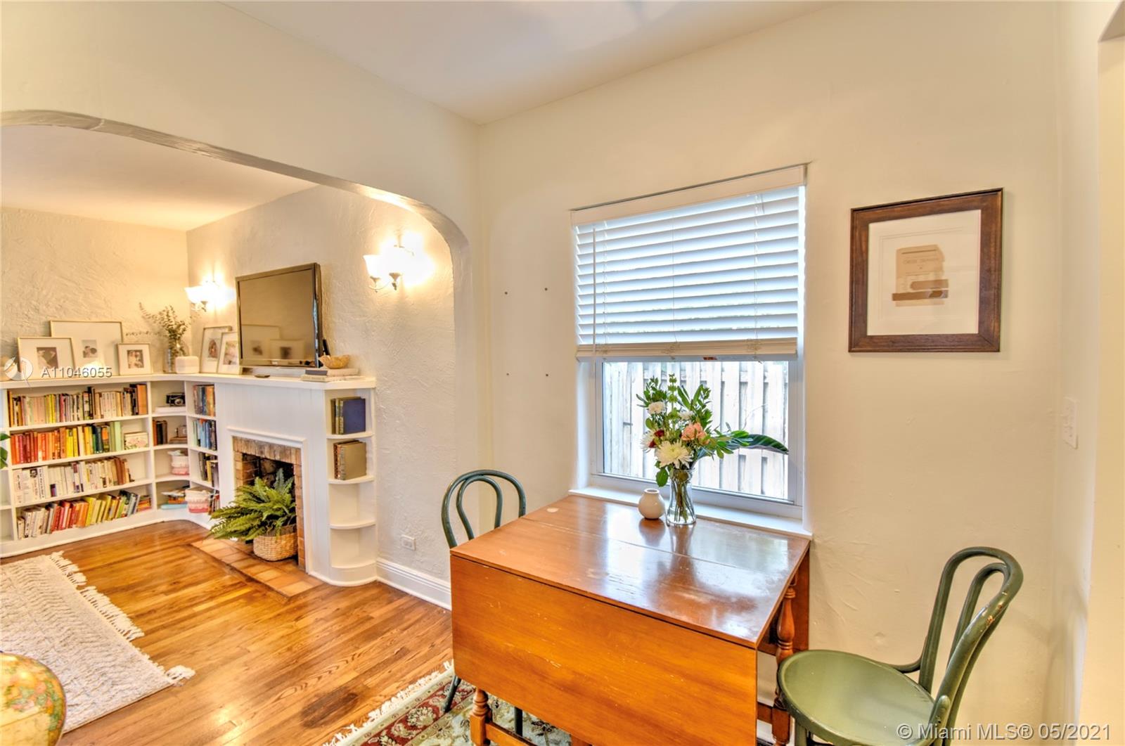 See details / 2402 sq. ft. $ 2021-05-21 0 Photo