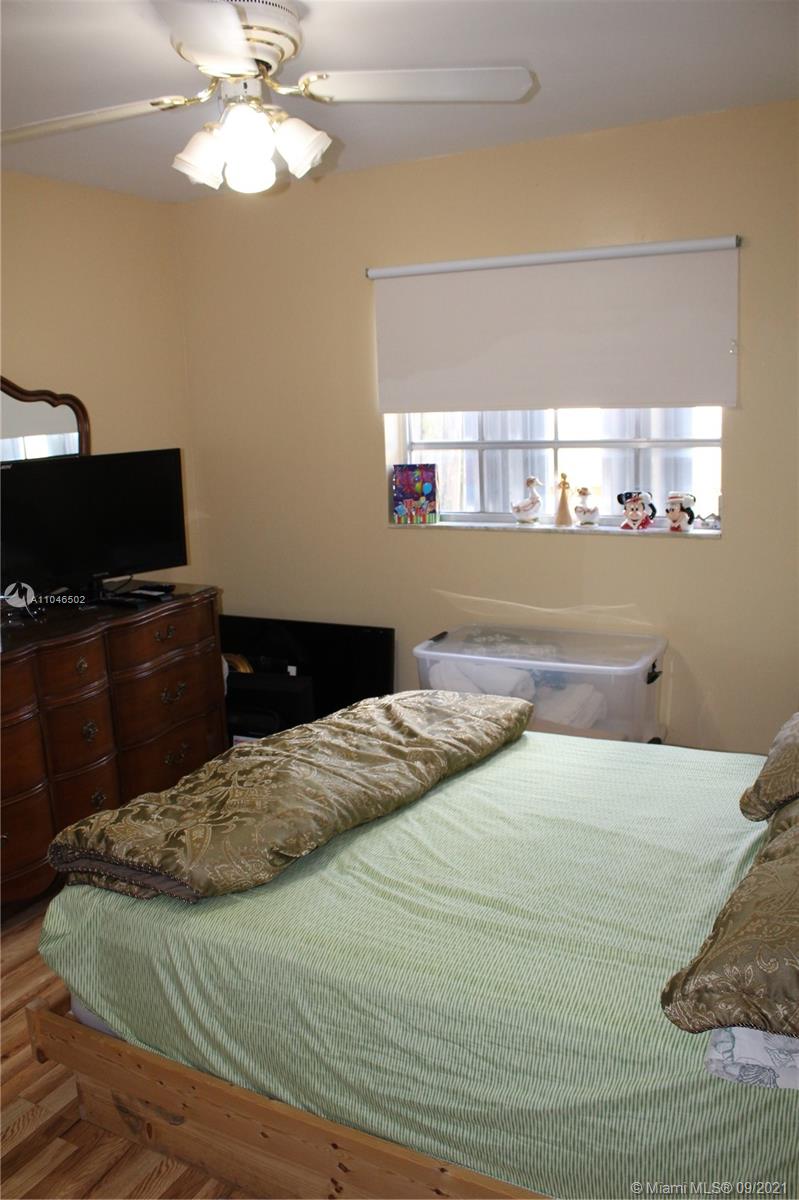See details / 1658 sq. ft. $ 2021-06-17 0 Photo