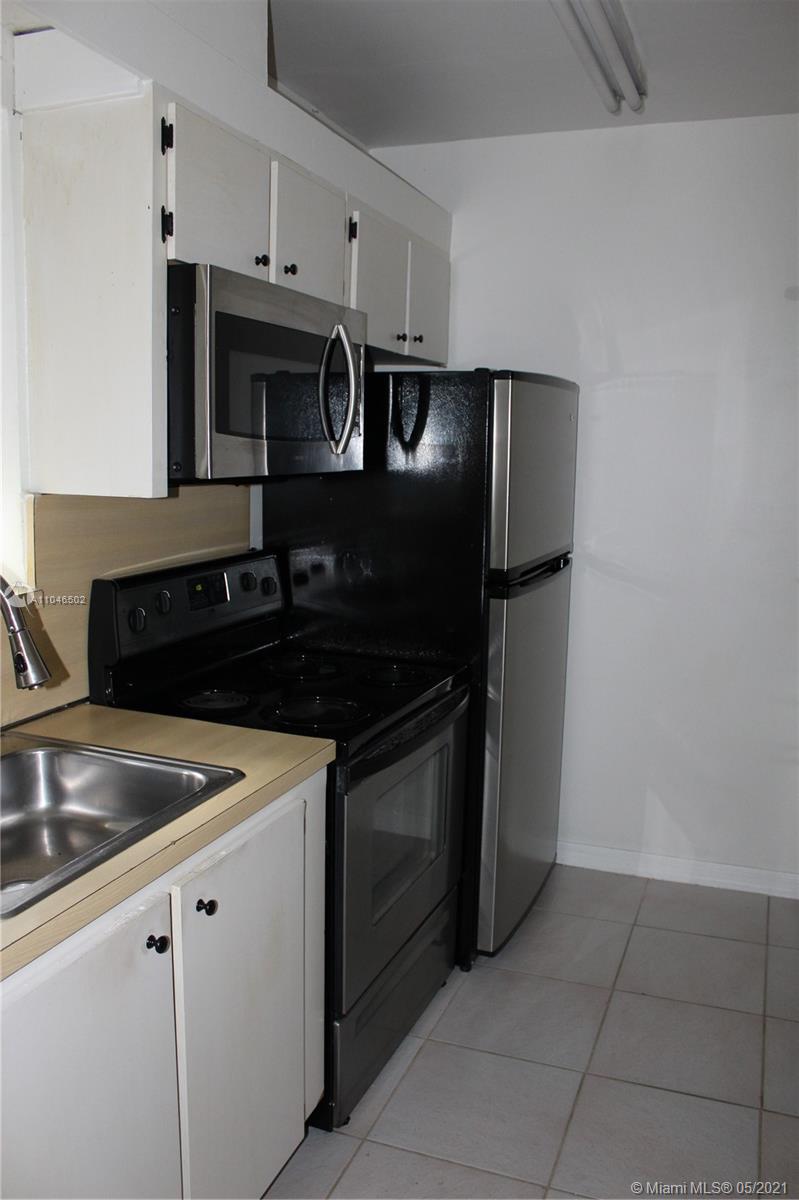 See details / 1658 sq. ft. $ 2021-06-17 0 Photo