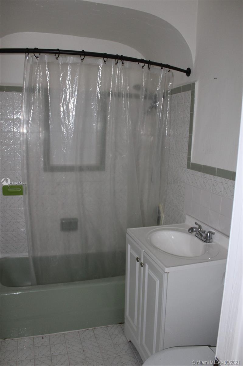 See details / 1658 sq. ft. $ 2021-06-17 0 Photo