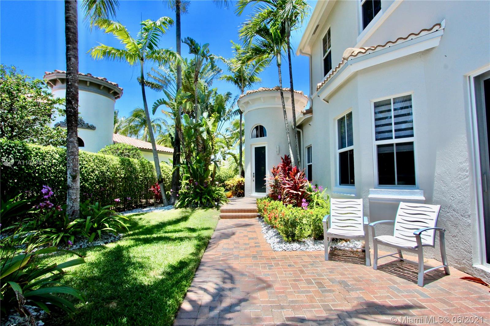 Photo of 867 Spinnaker Dr W, Hollywood, Florida, 33019 -