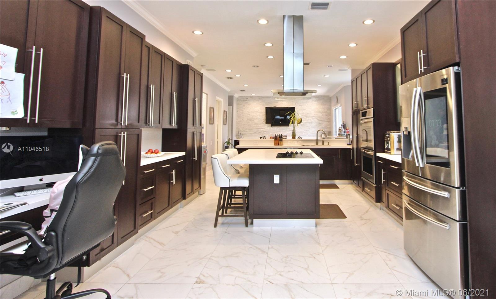 Photo of 867 Spinnaker Dr W, Hollywood, Florida, 33019 -
